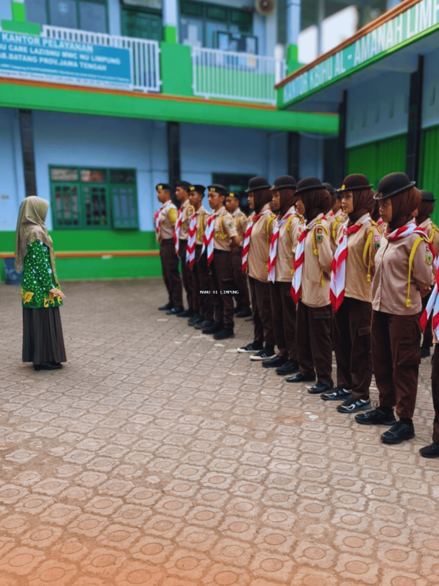 Dengan Semangat Pramuka, MA NU 01 Limpung Gelar Pengembaraan Calon Laksana